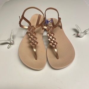 IPANEMA Rose Gold Thong Sandals. Size-9.Preowned.